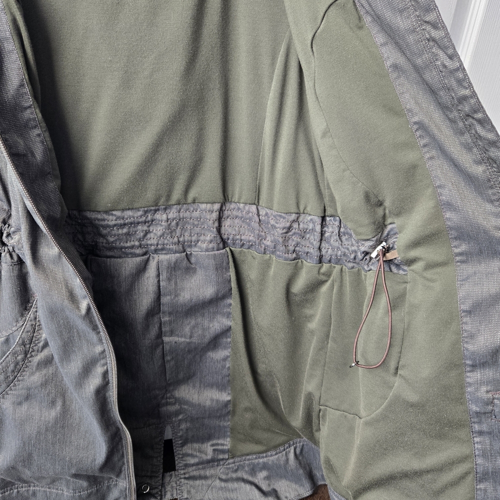 Lululemon Jacket - Picture 6 of 8